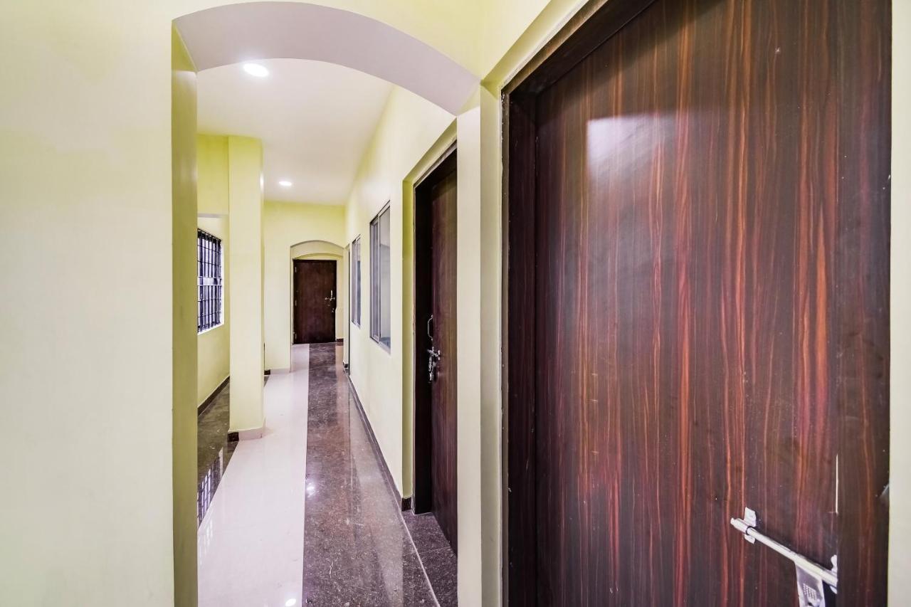 Oyo 60726 Hotel Vrindavan Bilāspur Kültér fotó